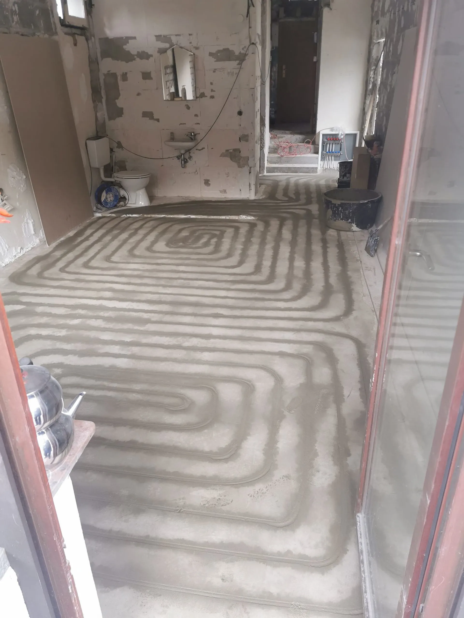 Fußbodenheizung fräsen